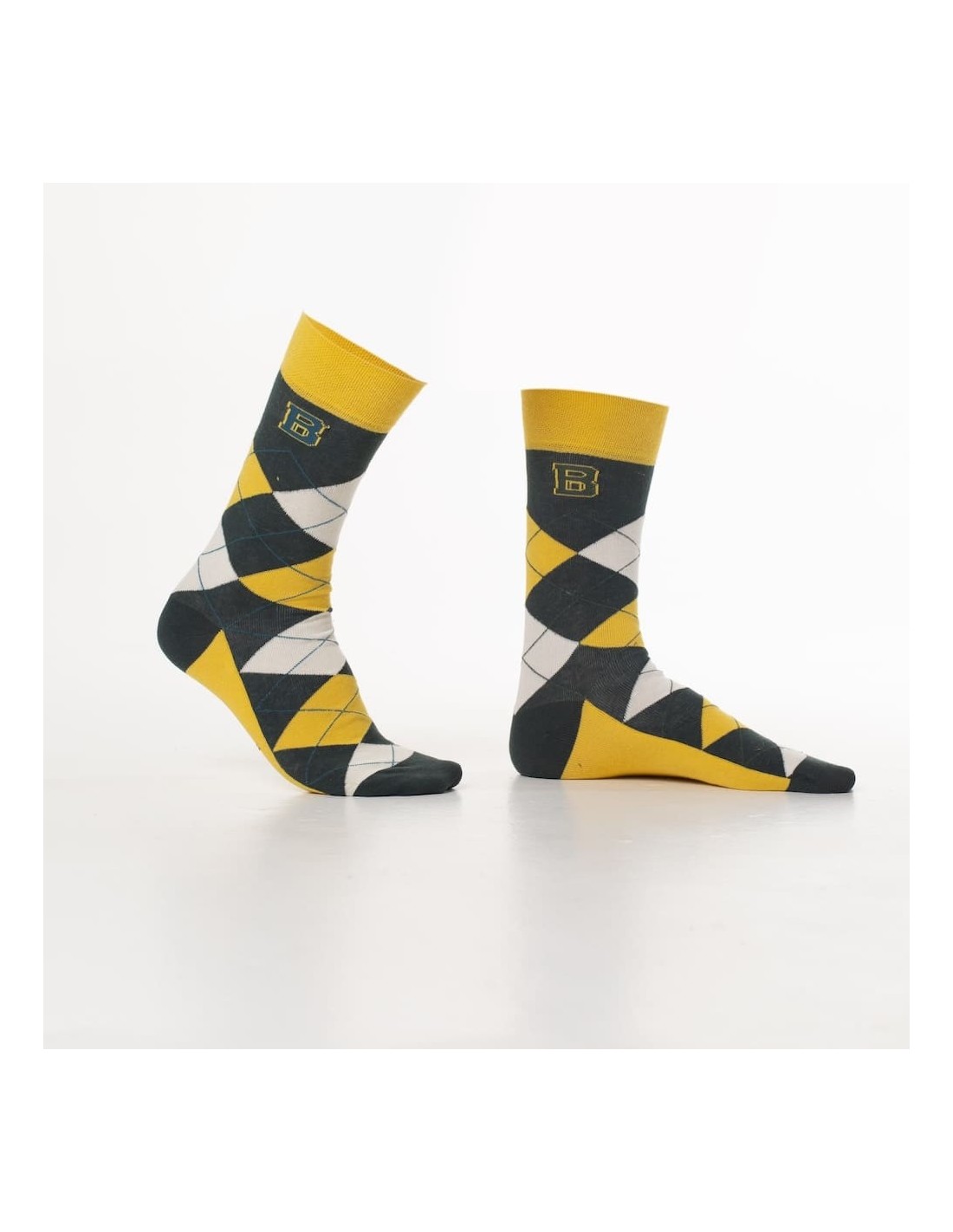 Yellow men\'s socks with the inscription SM19 - Online store - Boutique